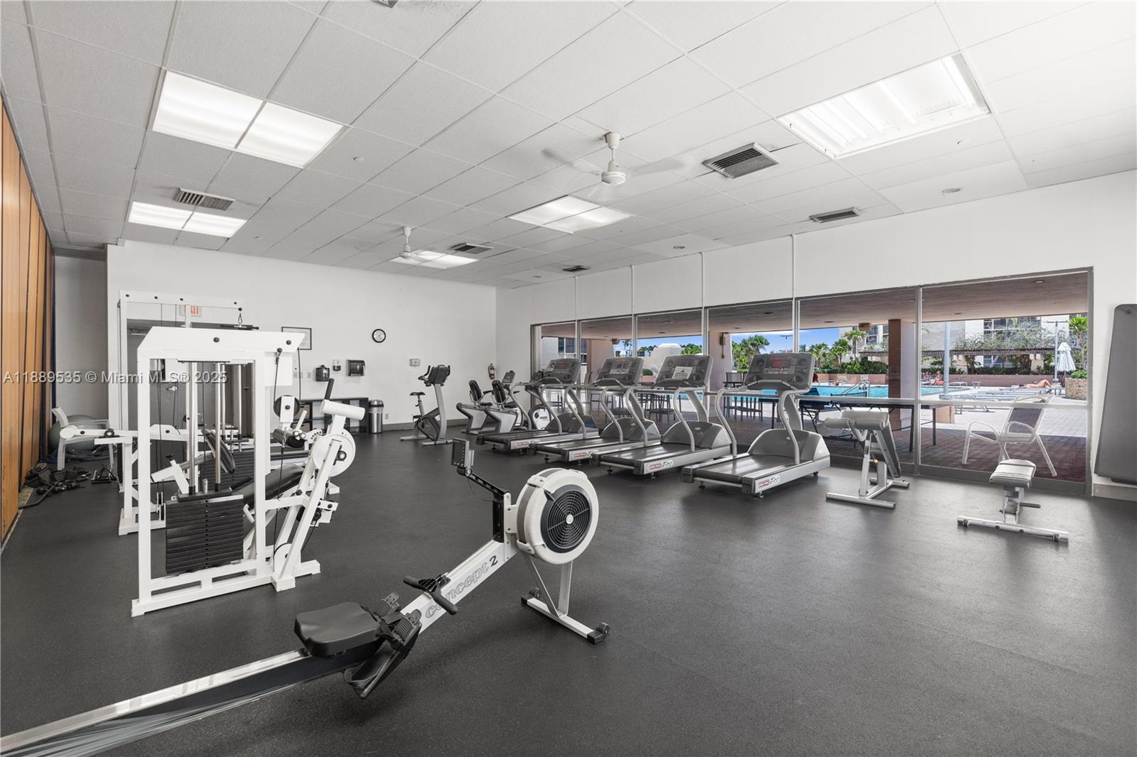 20301 W Country Club Dr # 829