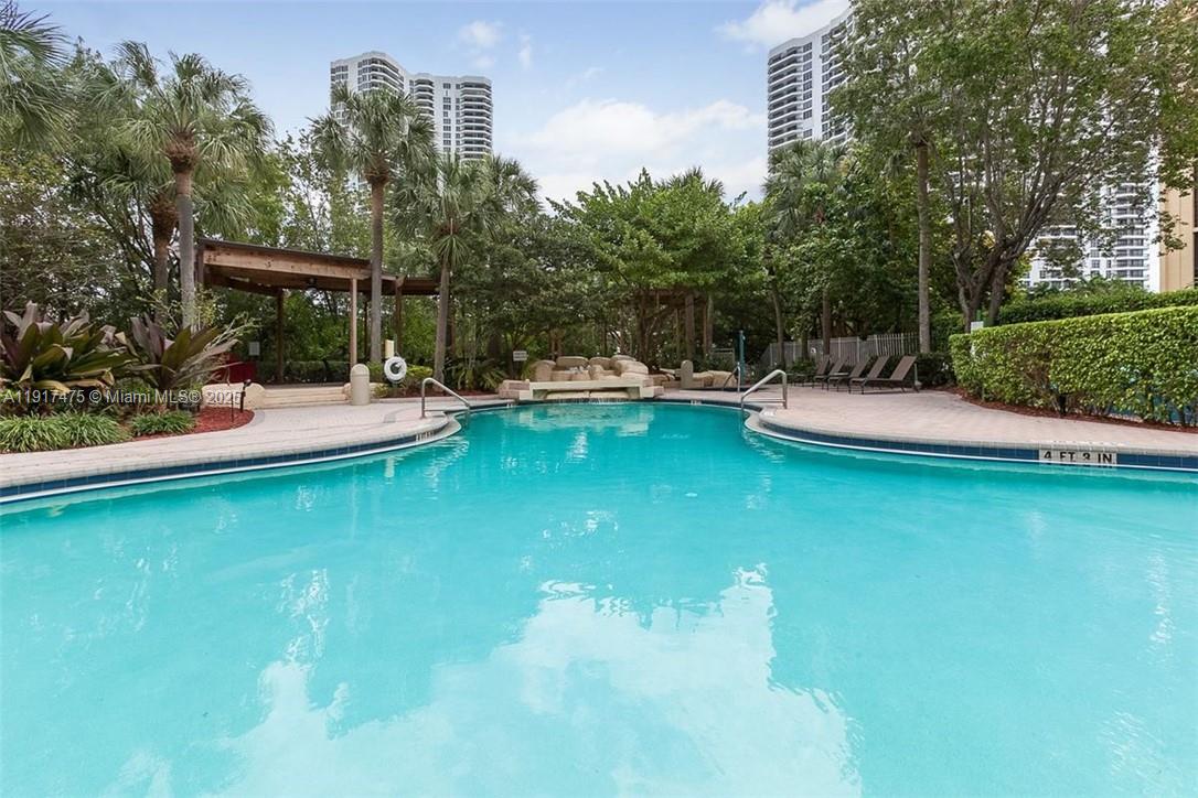 3400 NE 192nd St # 1010