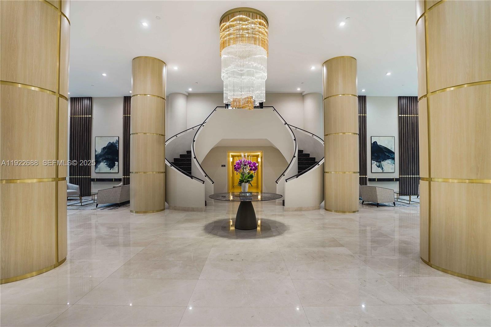 3500 Mystic Pointe Dr # 1206