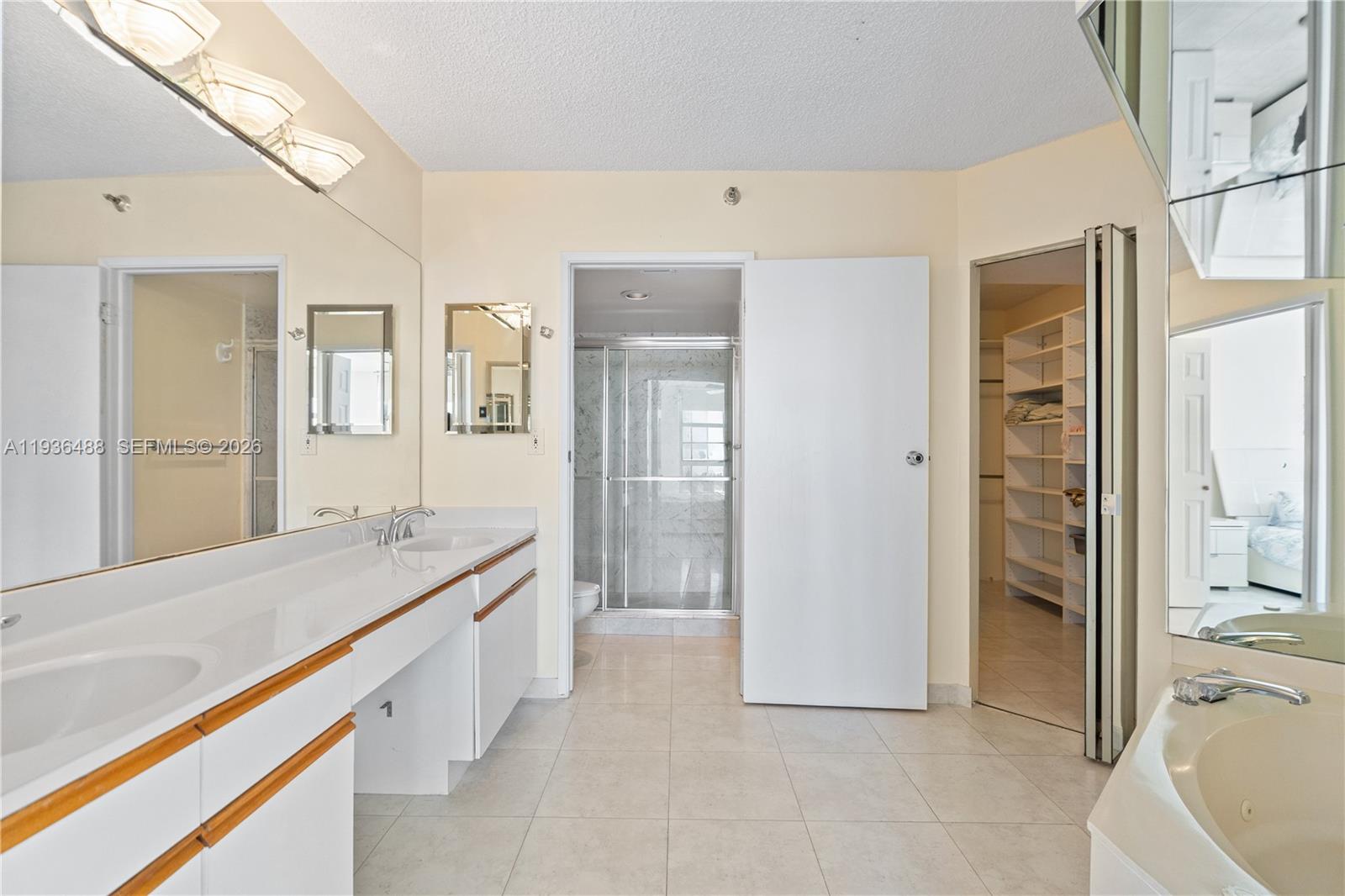 19195 NE 36th Ct # 1706