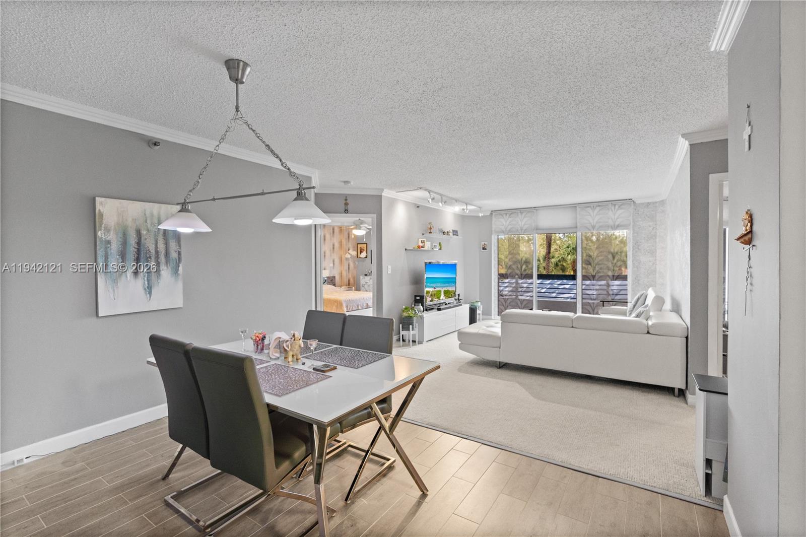 3600 Mystic Pointe Dr # 309