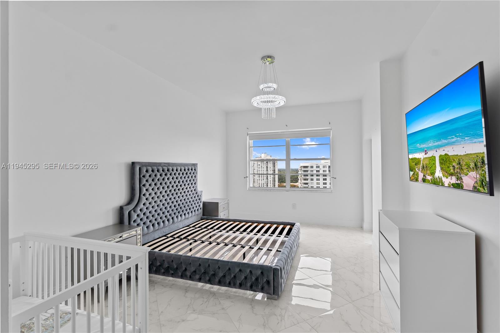 2851 NE 183rd St # 2214E