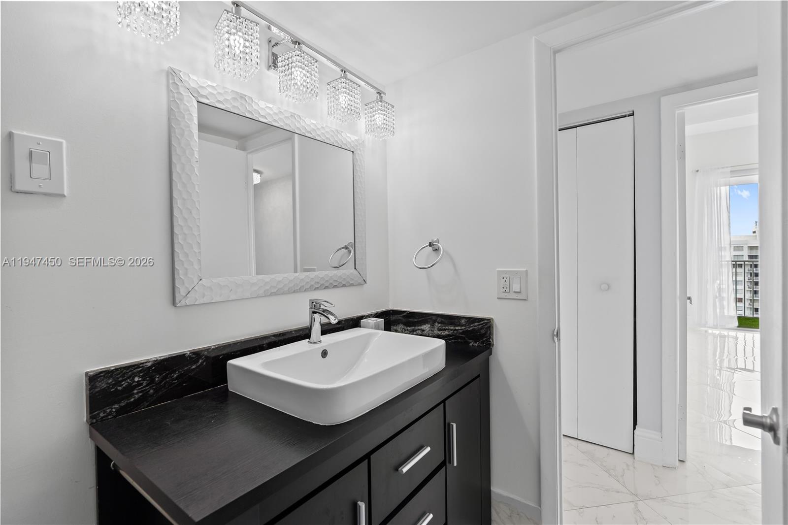 2851 NE 183rd St # 2214E