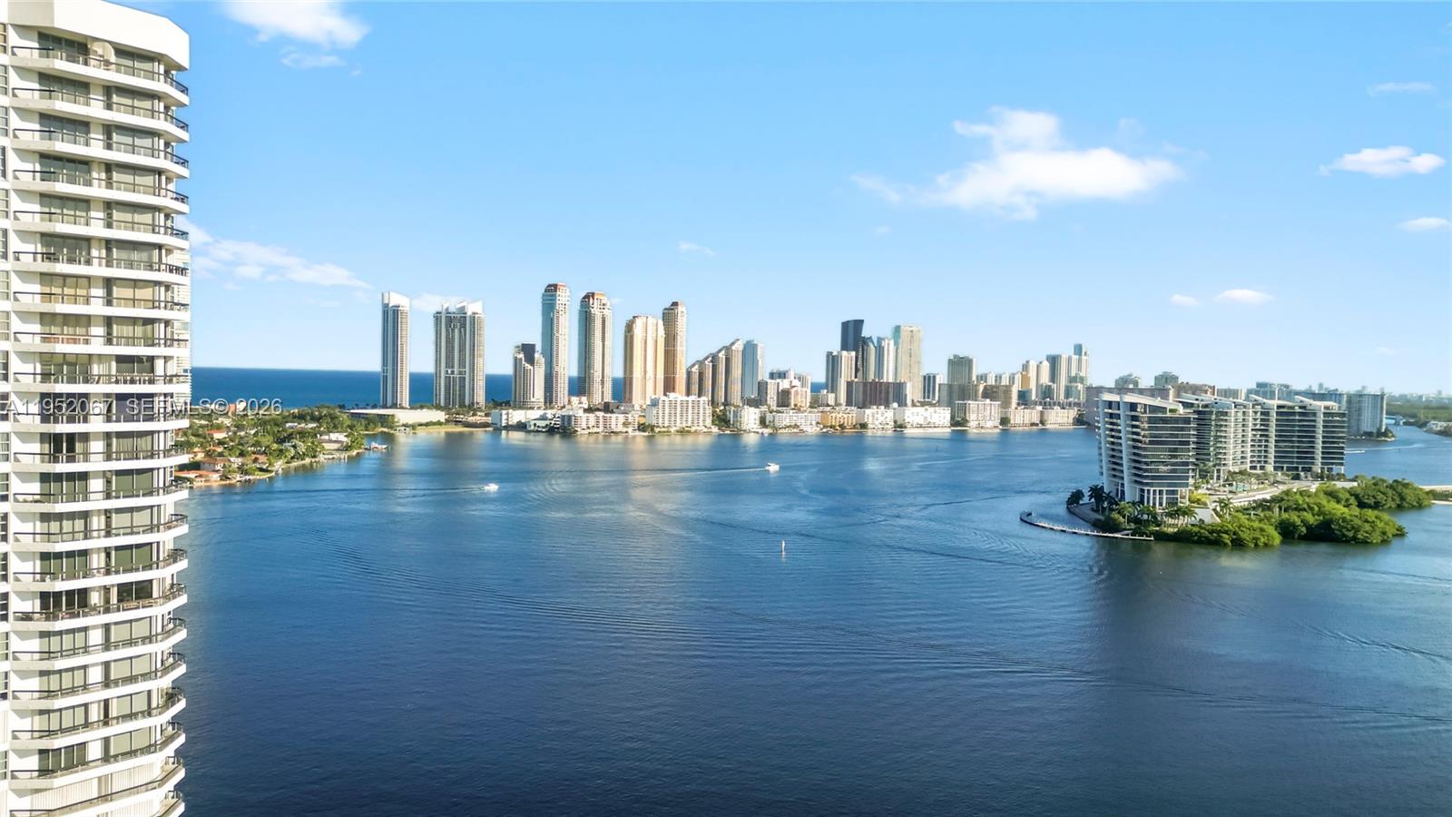 3500 Mystic Pointe Dr # 2908