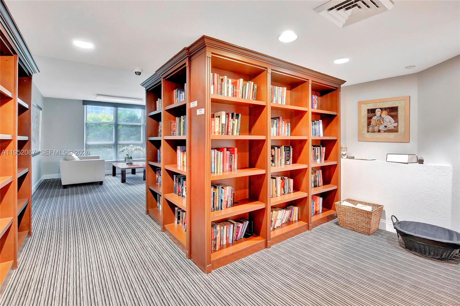 3500 Mystic Pointe Dr # 2908