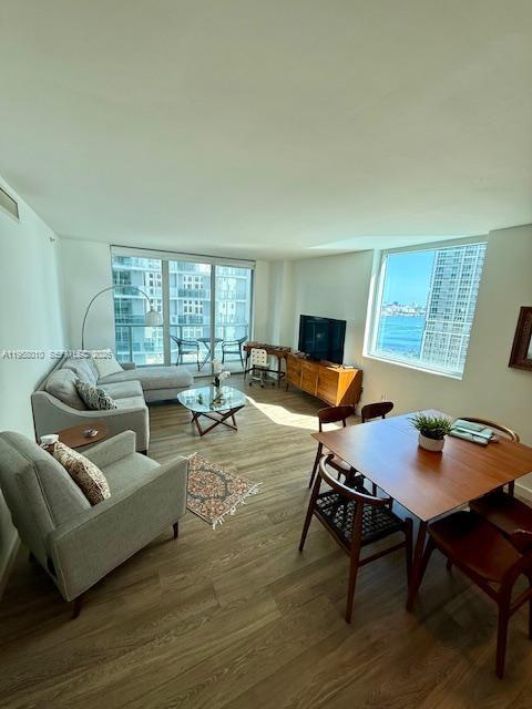 55 SE 6th St # 1807