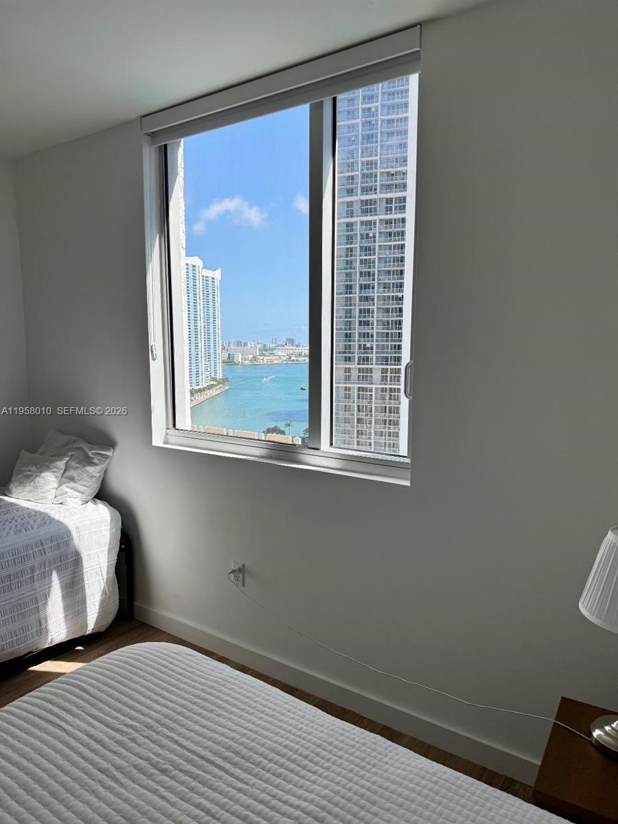 55 SE 6th St # 1807