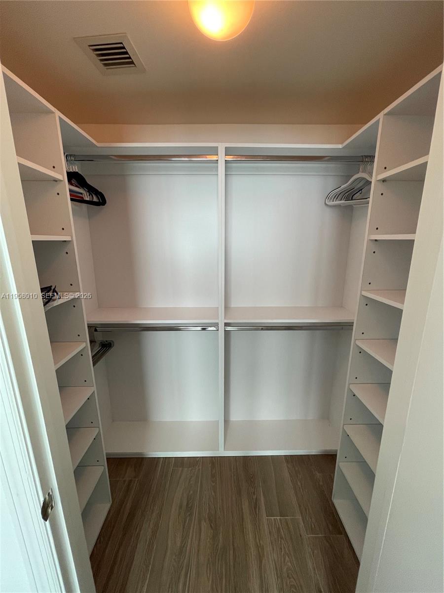 55 SE 6th St # 1807