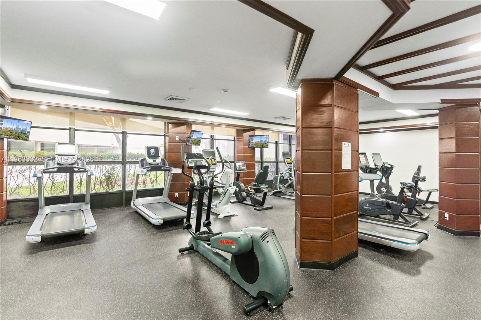 18151 NE 31st Ct # 701