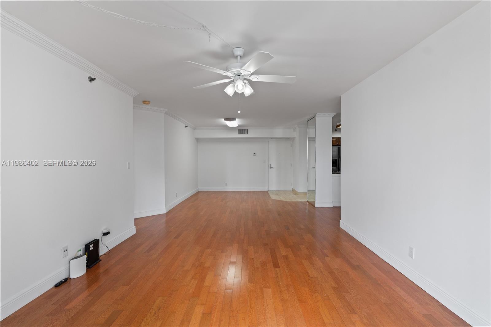 3600 Mystic Pointe Dr # 310