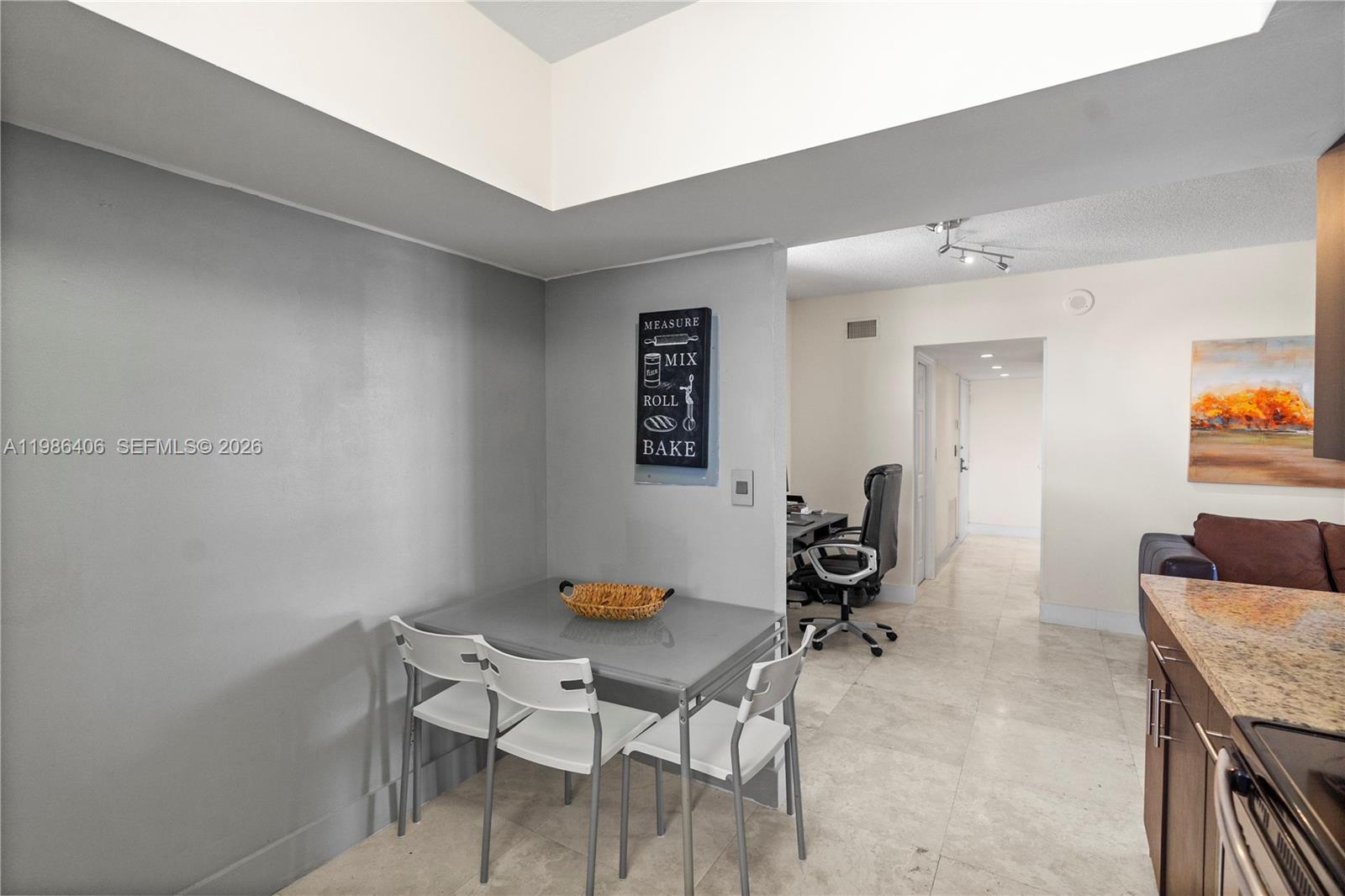 18181 NE 31st Ct Unit: PH07