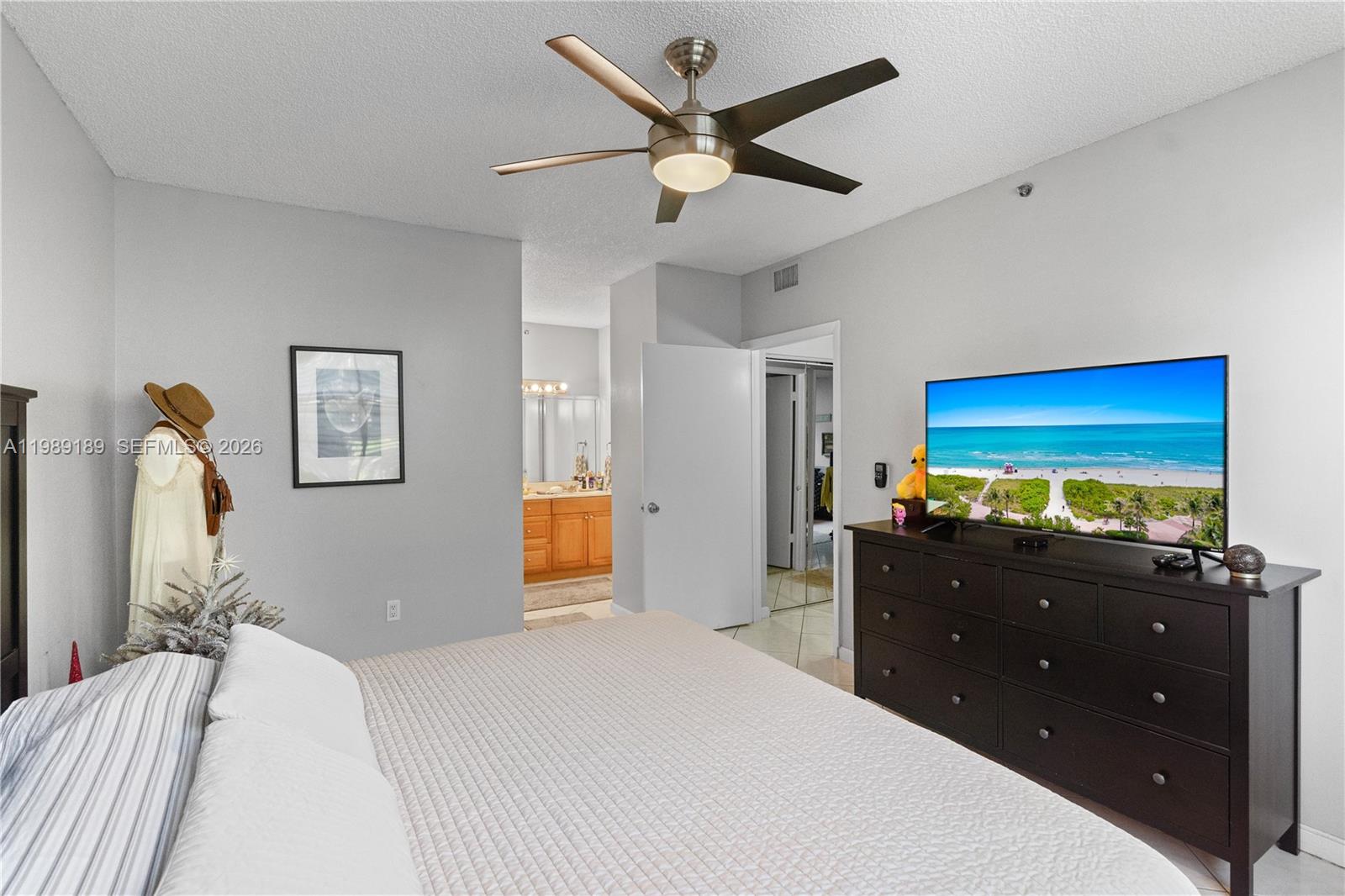 19655 E Country Club Dr # 6108