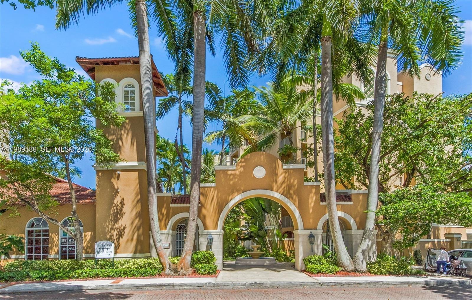 19655 E Country Club Dr # 6108