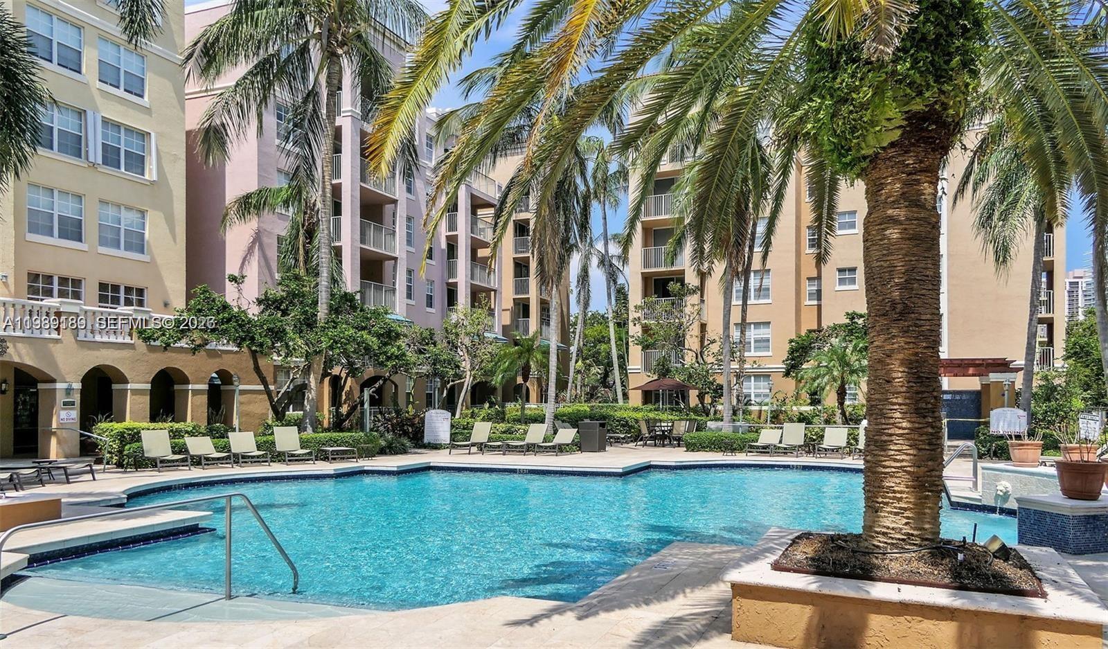 19655 E Country Club Dr # 6108