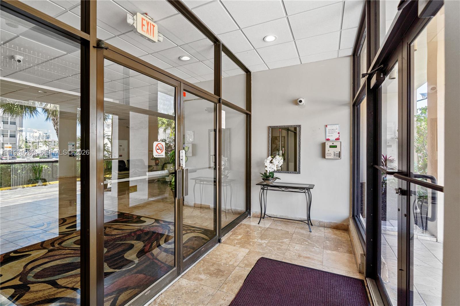 437 Golden Isles Dr # 11J