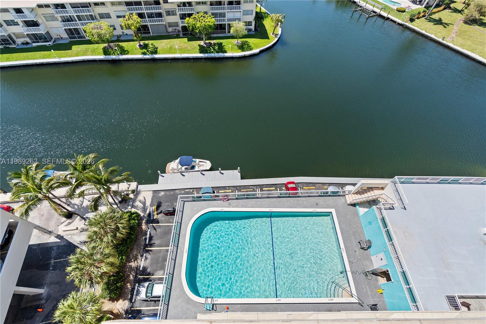 437 Golden Isles Dr # 11J