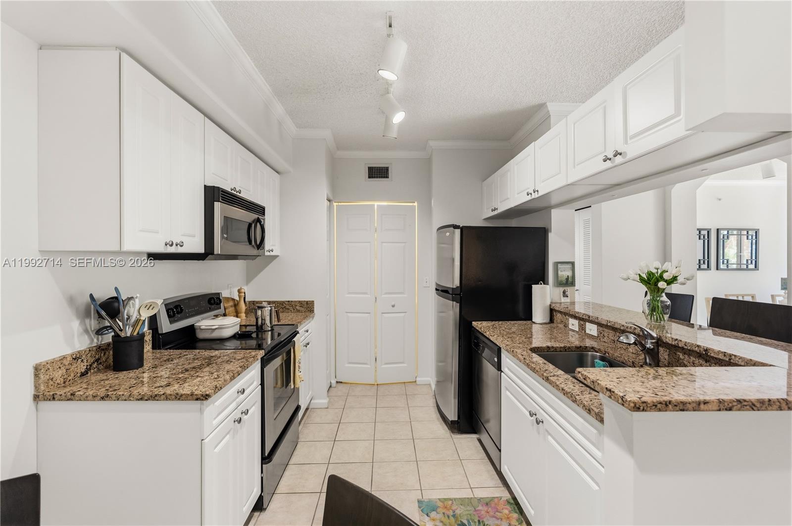 17100 N Bay Rd # 1301