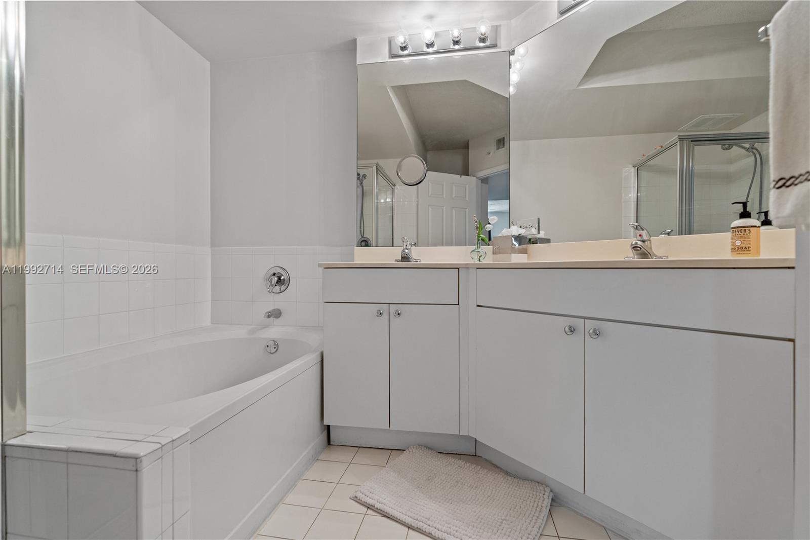 17100 N Bay Rd # 1301