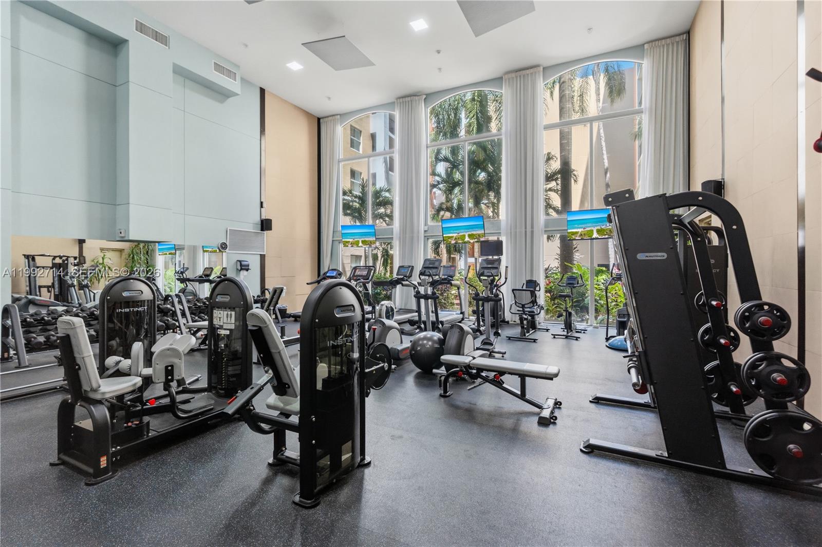 17100 N Bay Rd # 1301