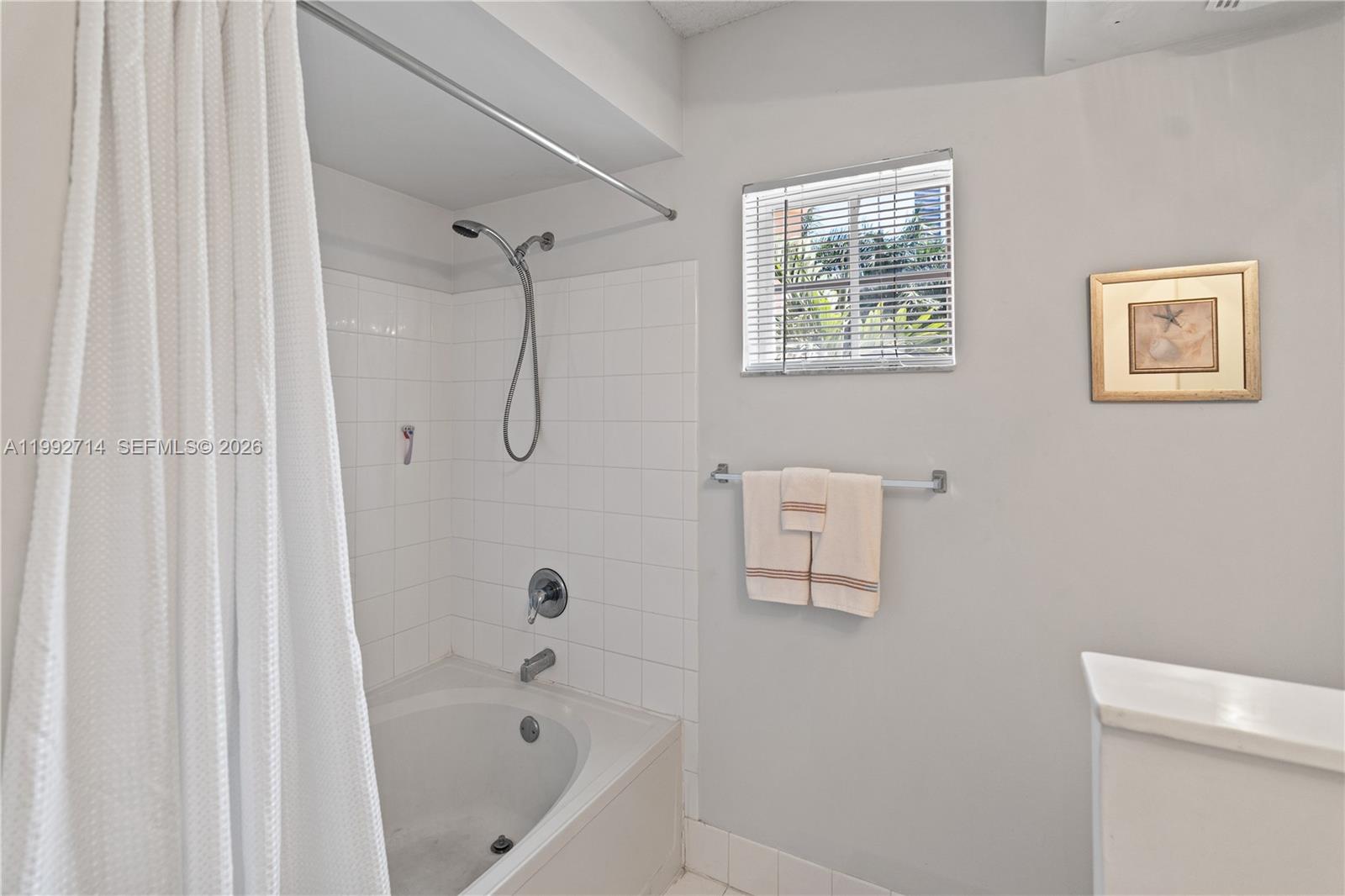 17100 N Bay Rd # 1301