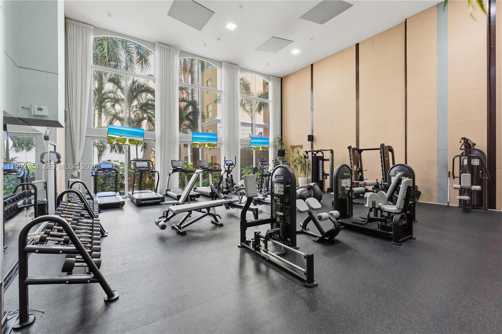 17100 N Bay Rd # 1301