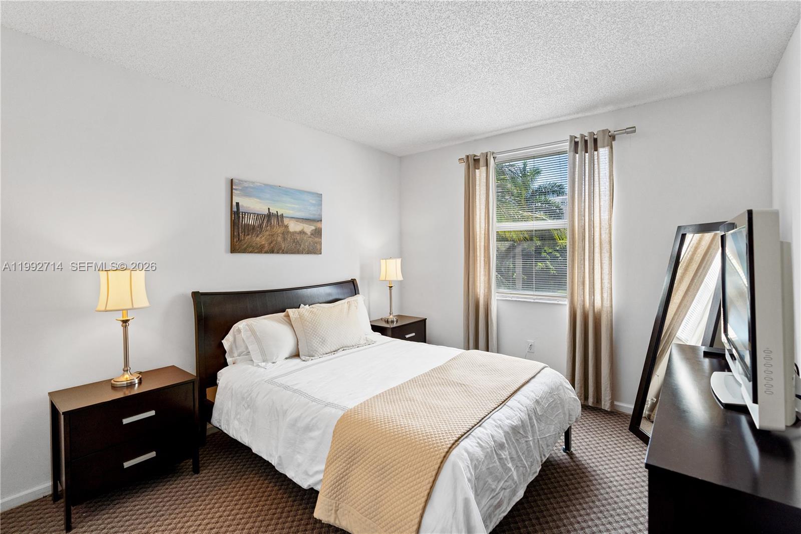 17100 N Bay Rd # 1301