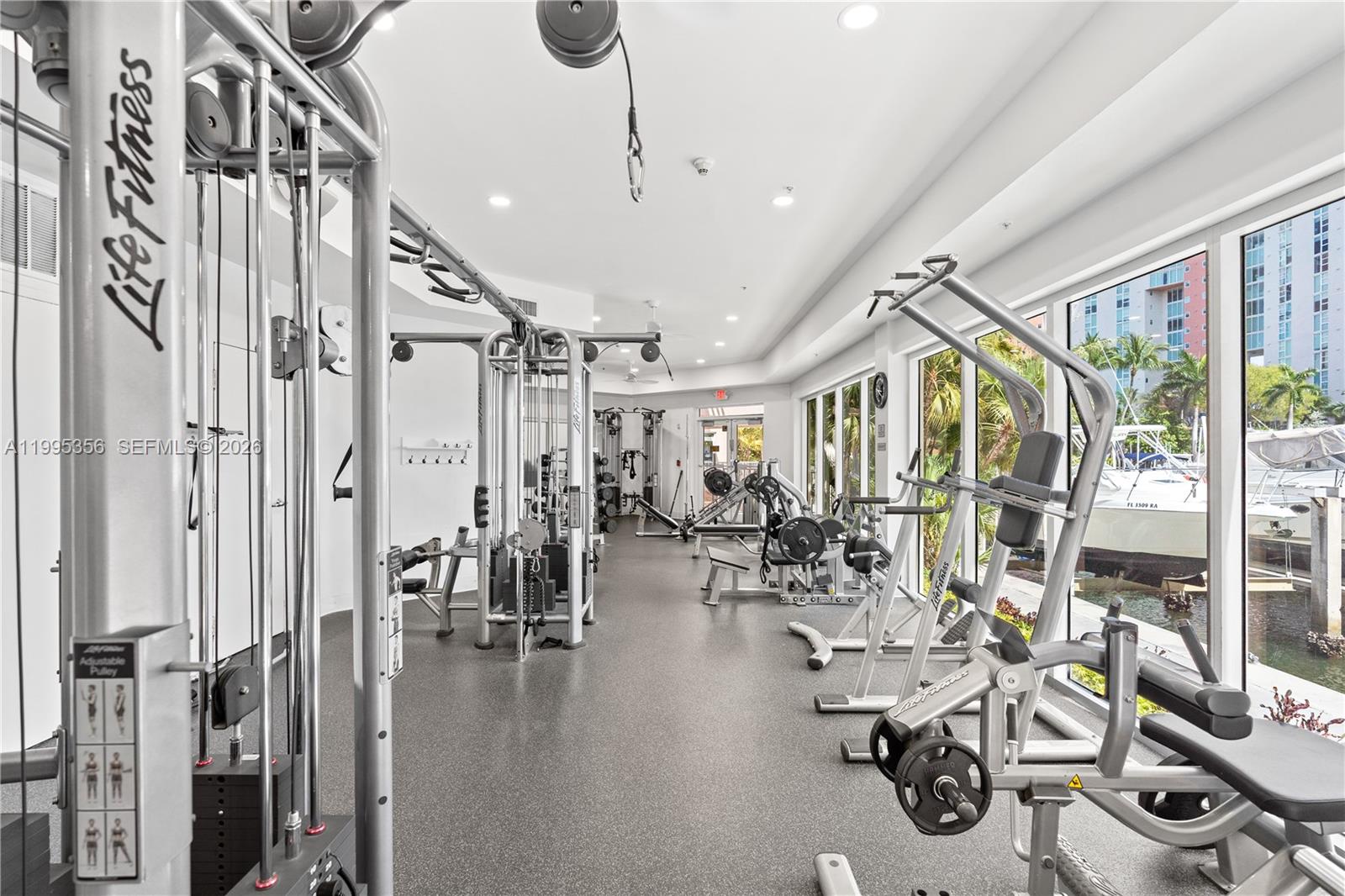 3340 NE 190th St # 1004