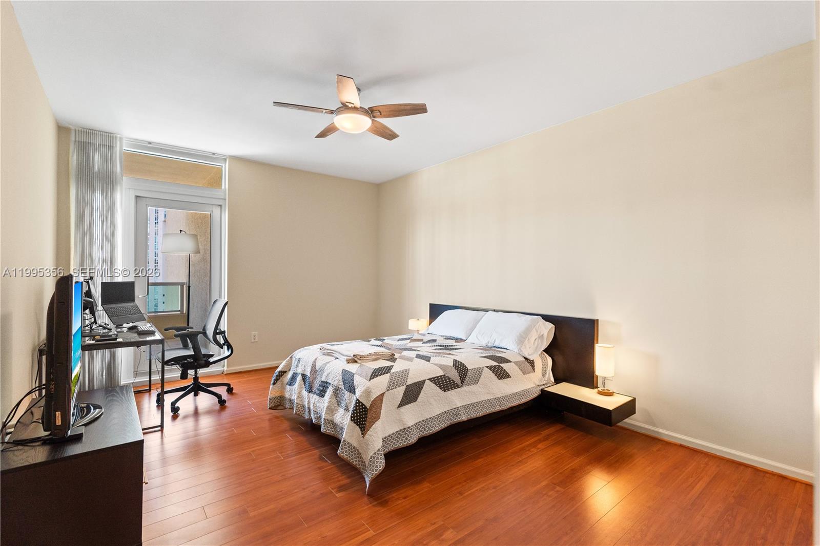 3340 NE 190th St # 1004