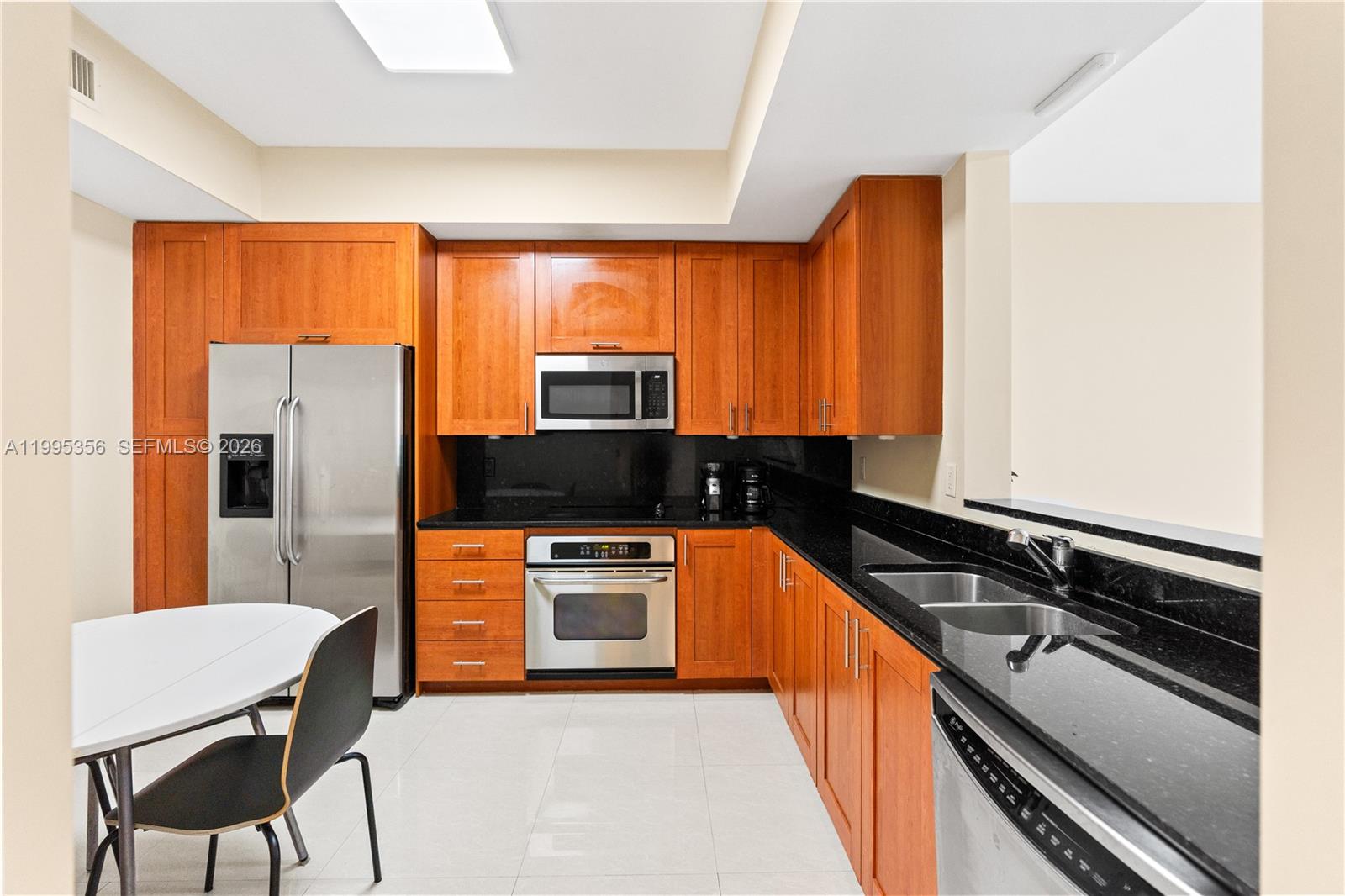 3340 NE 190th St # 1004