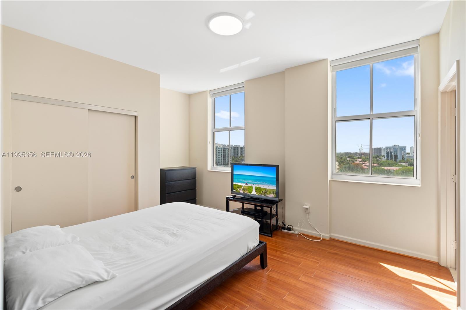 3340 NE 190th St # 1004