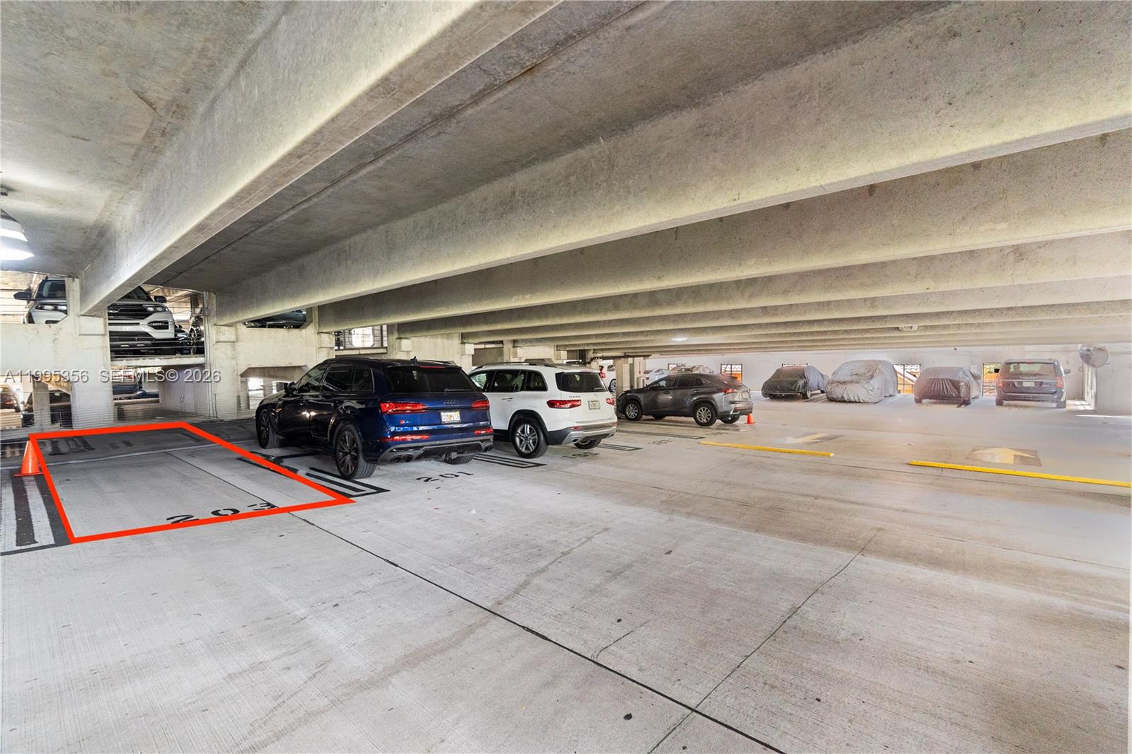 3340 NE 190th St # 1004