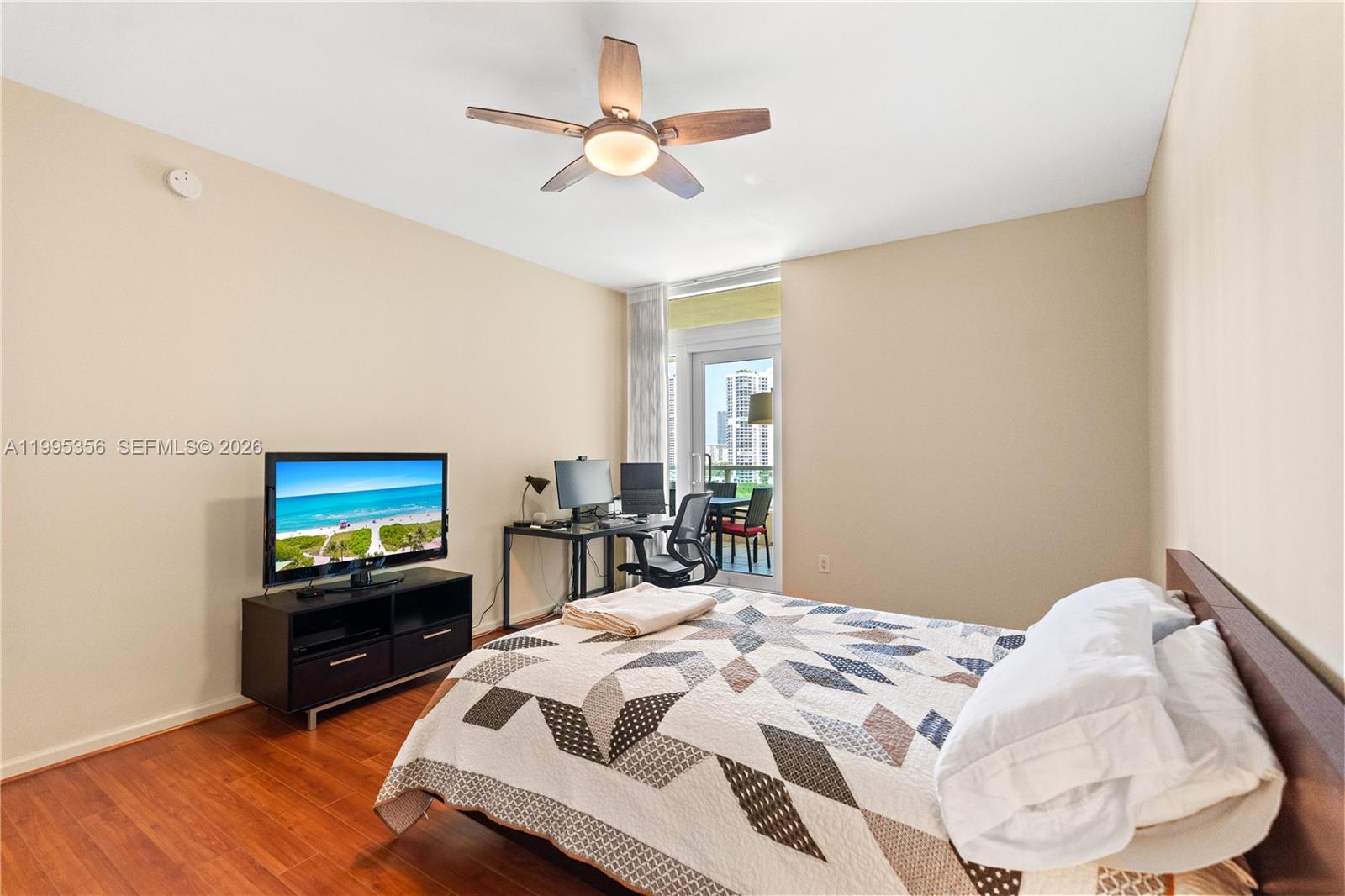 3340 NE 190th St # 1004