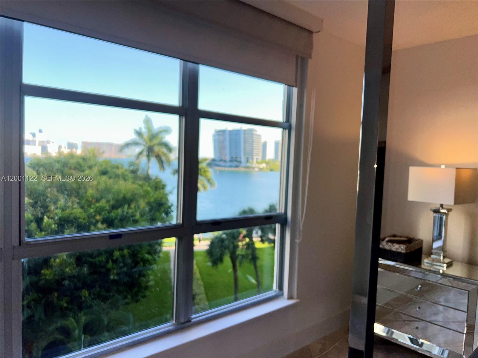 3600 Mystic Pointe Dr # 513