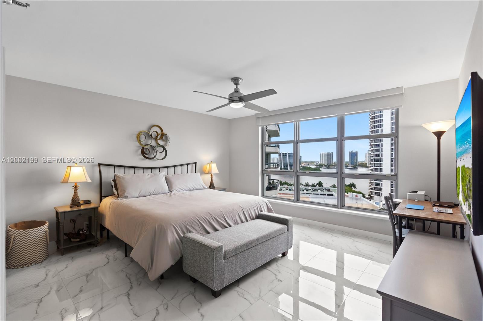 3500 Mystic Pointe Dr # 1403