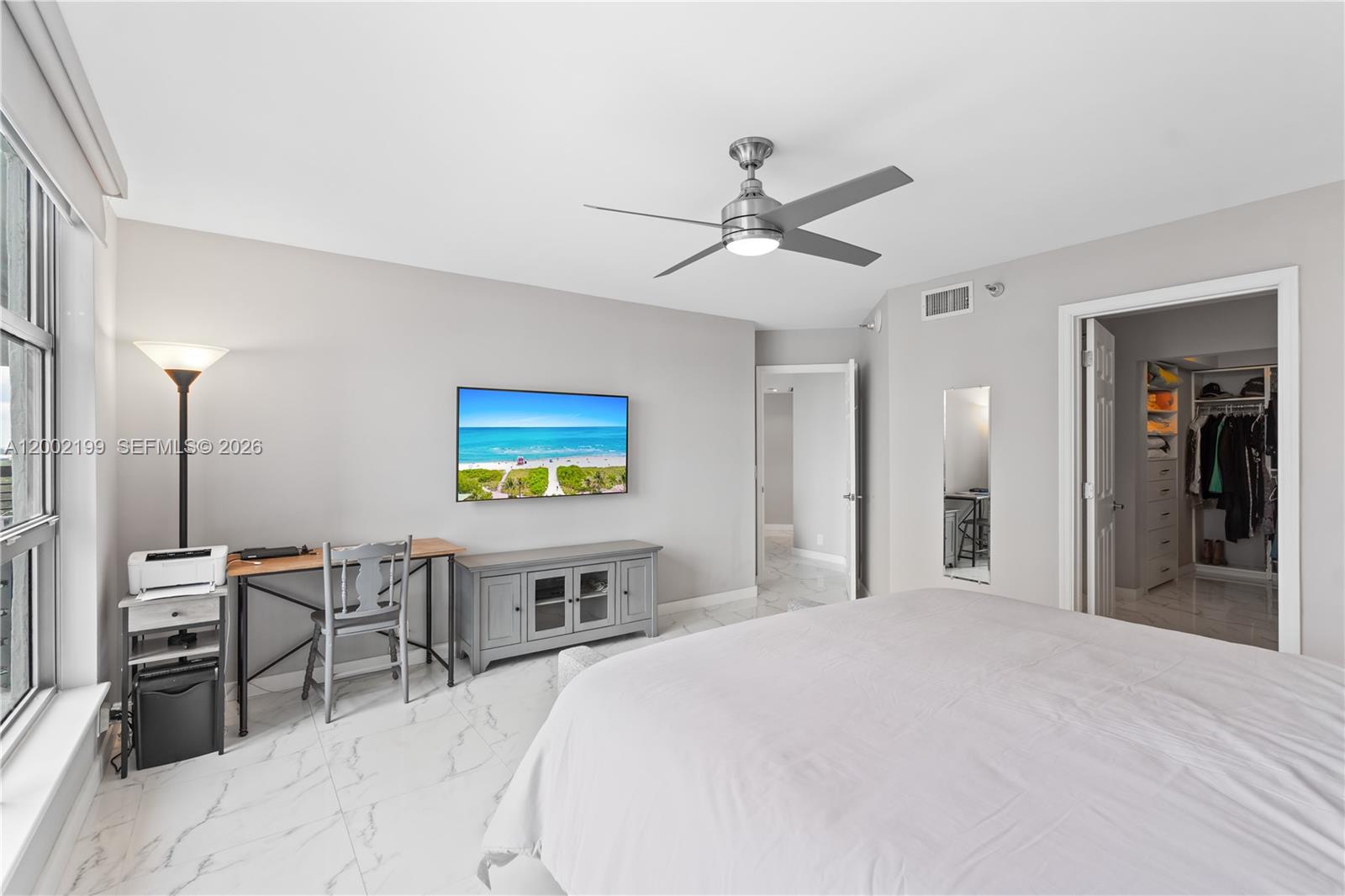 3500 Mystic Pointe Dr # 1403