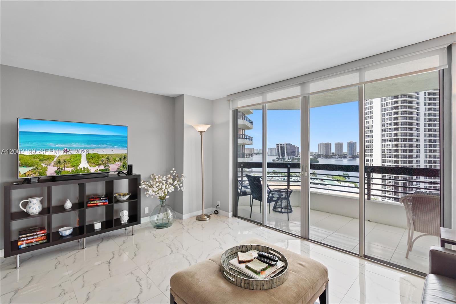 3500 Mystic Pointe Dr # 1403