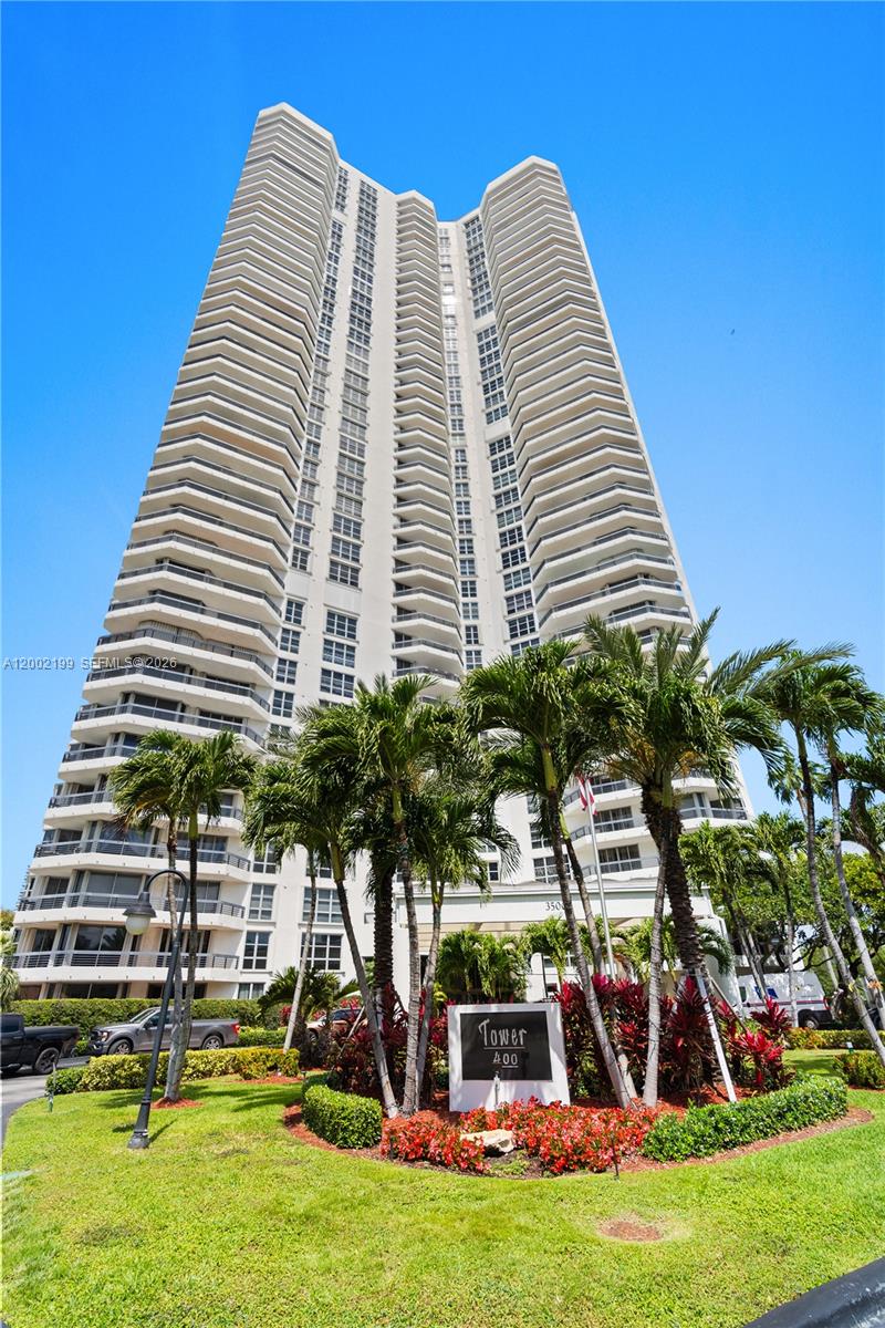 3500 Mystic Pointe Dr # 1403