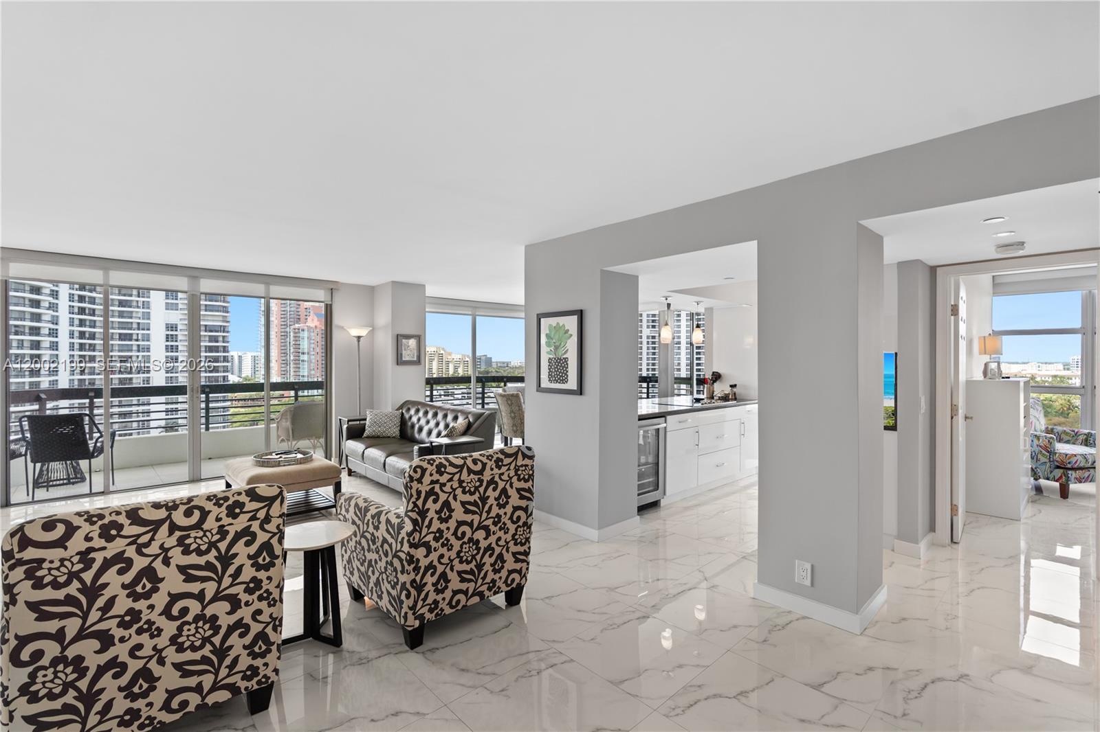 3500 Mystic Pointe Dr # 1403