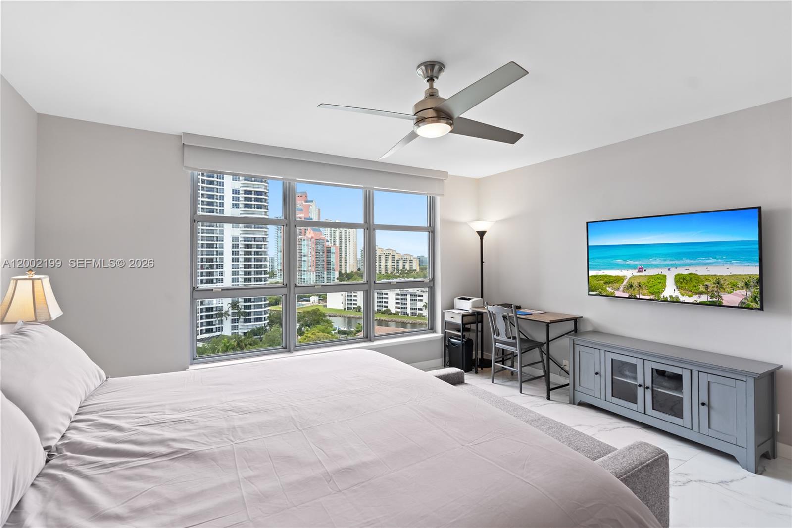 3500 Mystic Pointe Dr # 1403