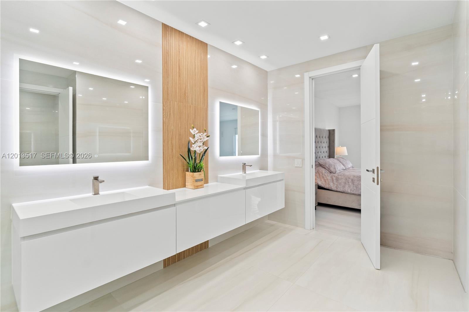 3188 NE 211th Ter