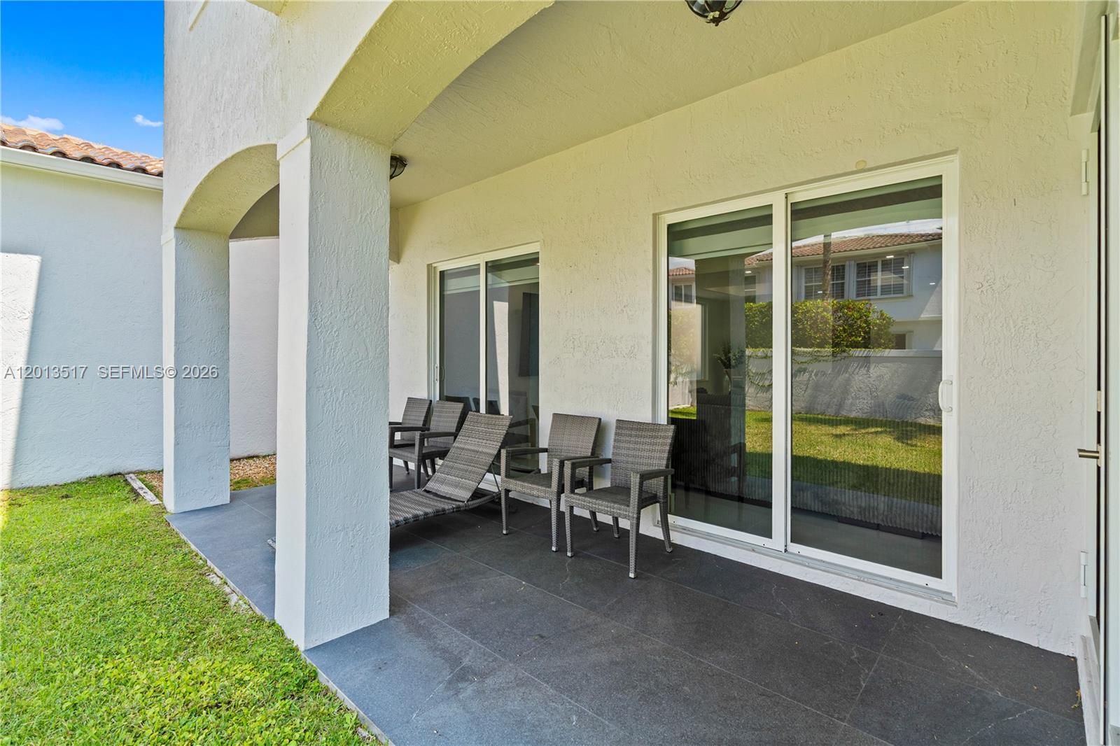 3188 NE 211th Ter