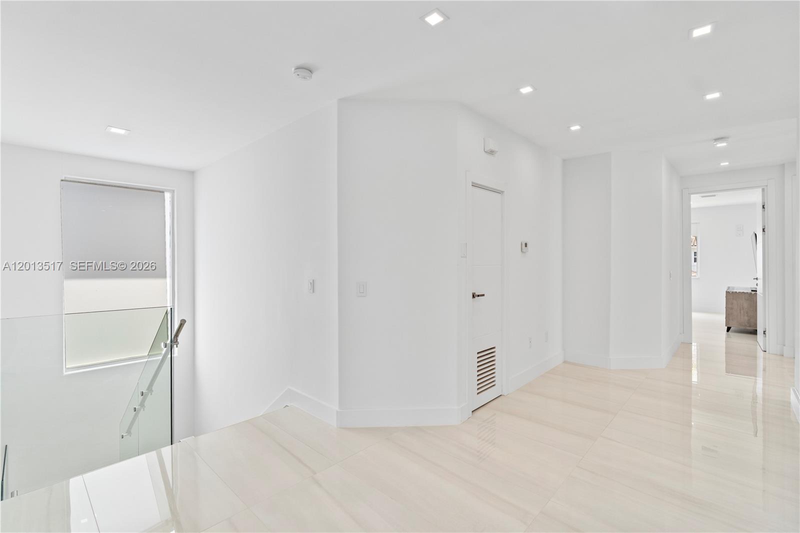 3188 NE 211th Ter