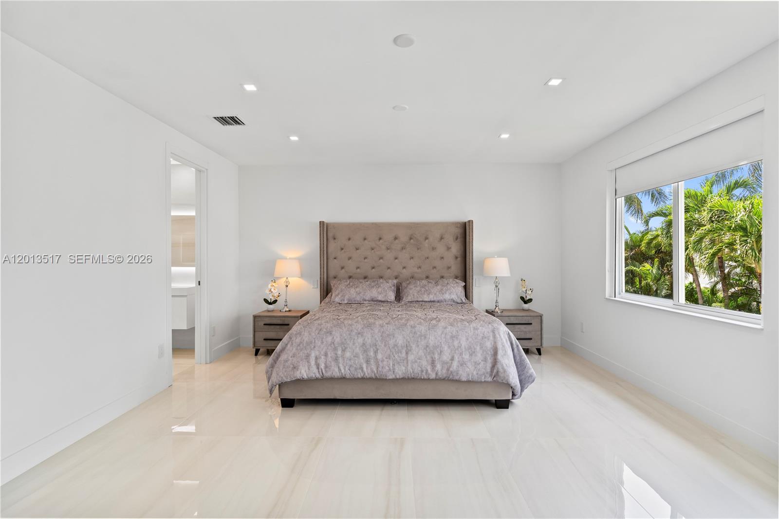 3188 NE 211th Ter