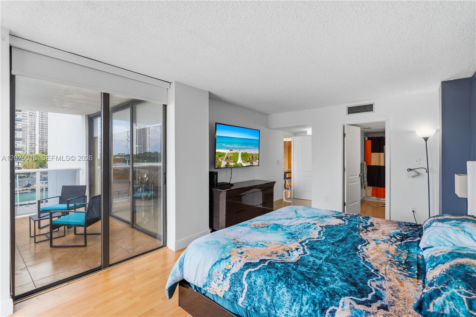 3625 N Country Club Dr # 402