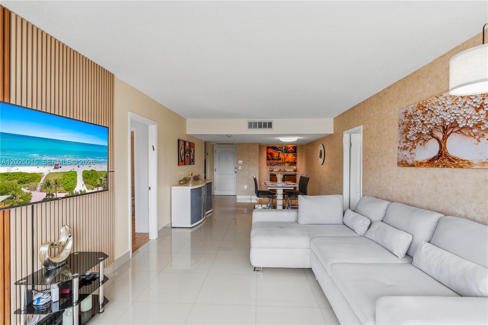3625 N Country Club Dr # 402