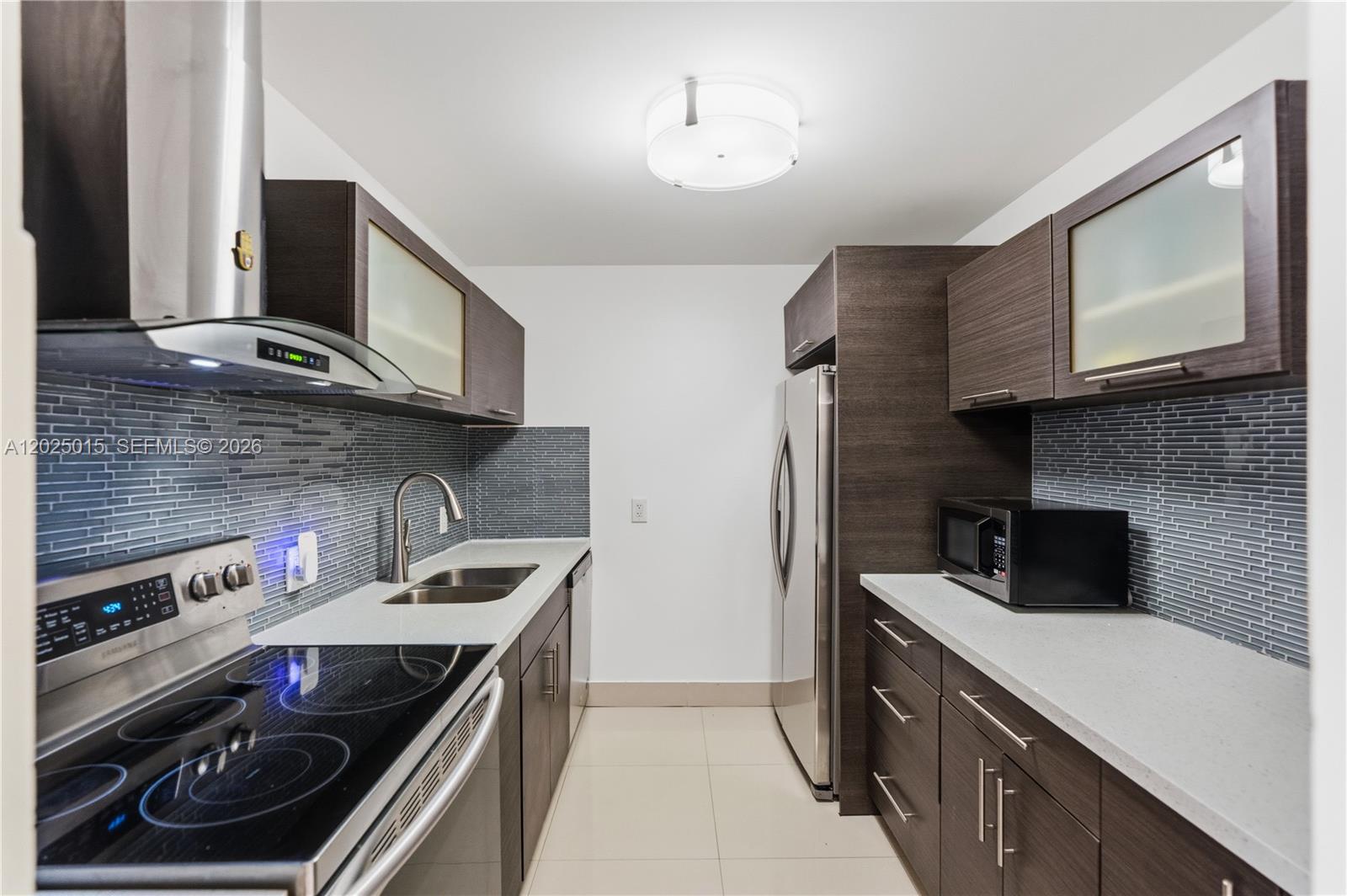 3625 N Country Club Dr # 402