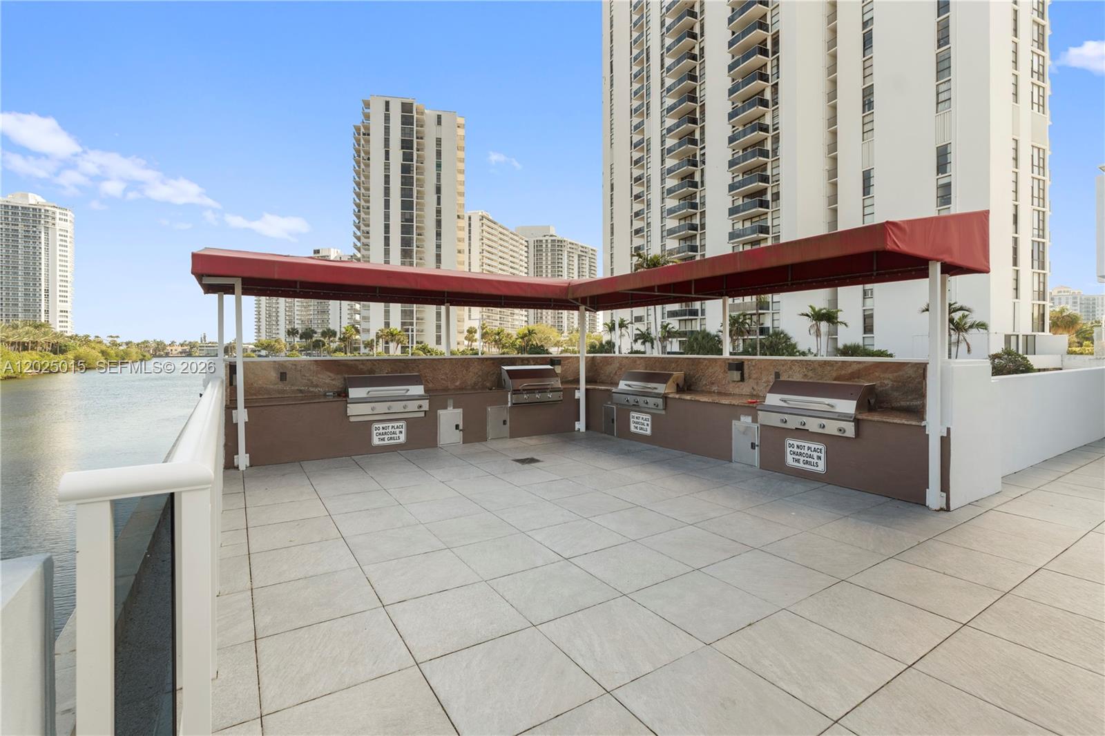 3625 N Country Club Dr # 402