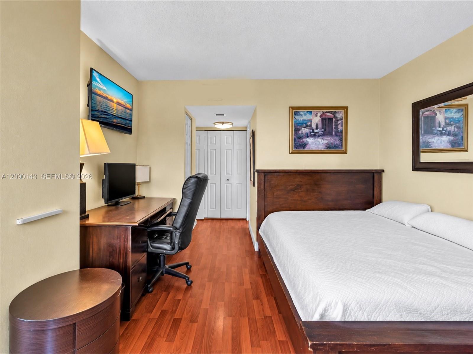 20379 W Country Club Dr # 332