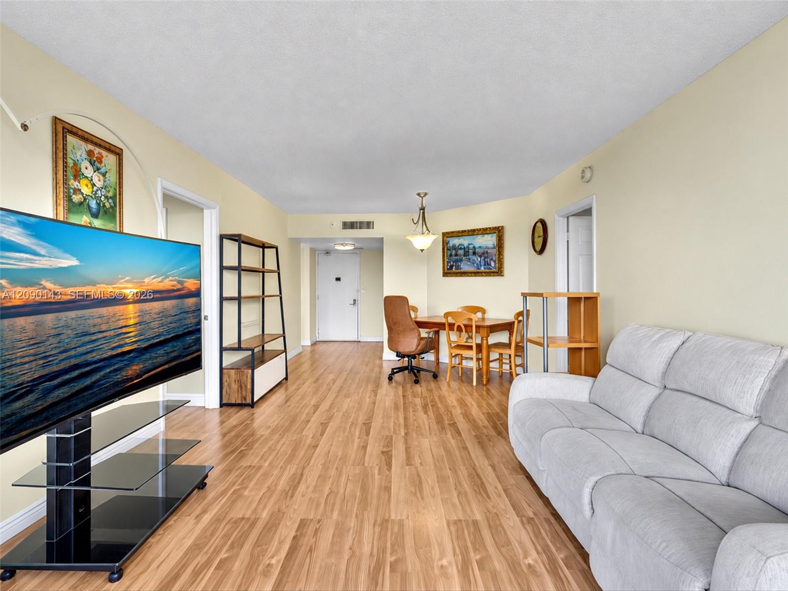 20379 W Country Club Dr # 332