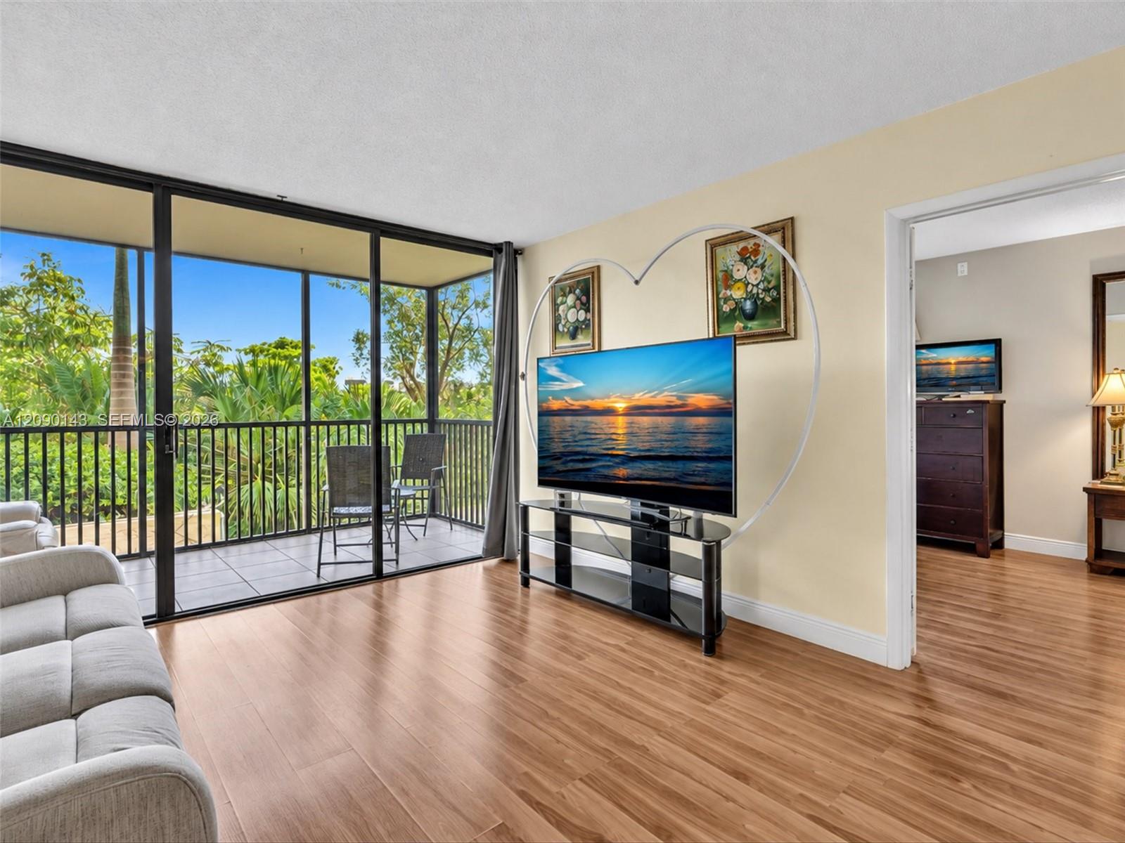 20379 W Country Club Dr # 332
